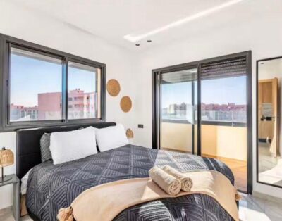 Studio Moderne avec Grand Balcon – Résidence L’Aube Hivernale – Piscine & Parking – Marrakech